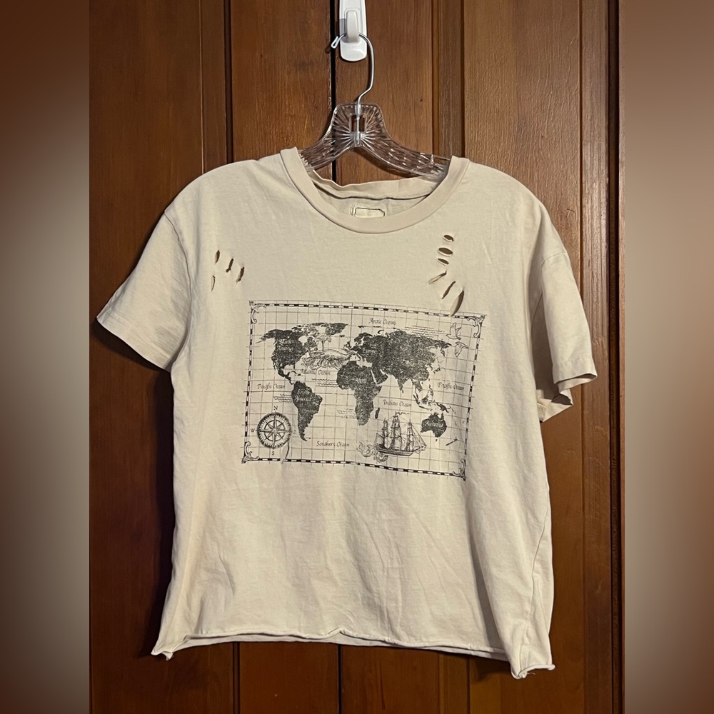 Modish Rebel Distressed World Map Graphic T-Shirt Size S Beige Vintage Style Tee